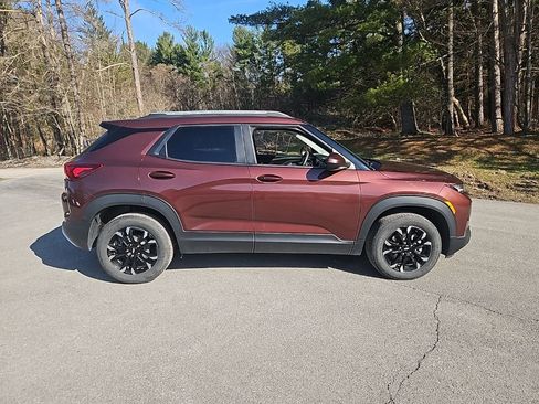 Used 2023 Chevrolet TrailBlazer LT w/ Convenience Package image 6
