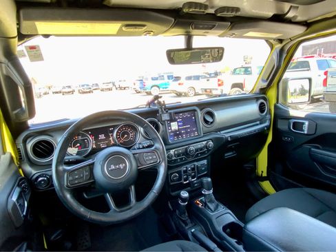 Used 2022 Jeep Wrangler Unlimited Sport AWD/4WD image 27