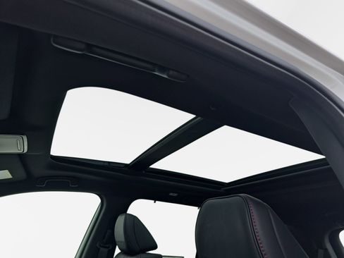 New 2025 Honda Pilot Black Edition image 30