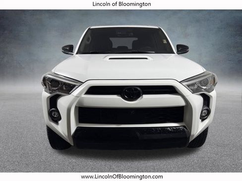 Used 2024 Toyota 4Runner TRD Off-Road Premium w/ Off Road Premium Plus Package AWD/4WD image 11