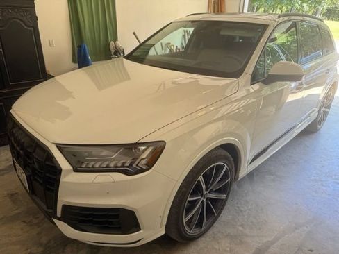 Used 2024 Audi Q7 3.0T Prestige w/ Prestige Package AWD/4WD image 2