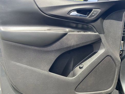 Used 2020 Chevrolet Equinox LT AWD/4WD image 20
