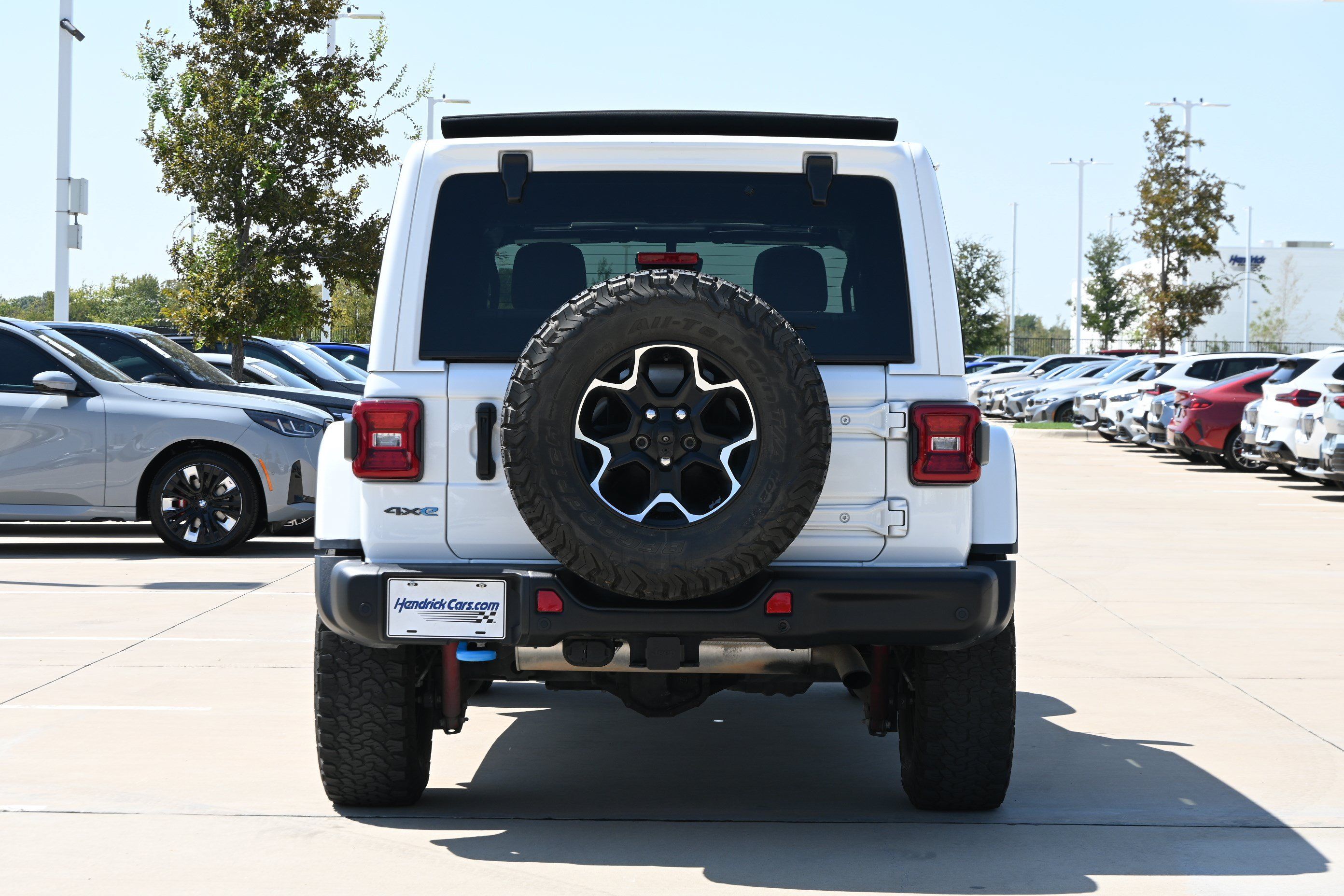 Used 2021 Jeep Wrangler Unlimited Rubicon 4xe w/ Steel Bumper Group AWD/4WD image 8