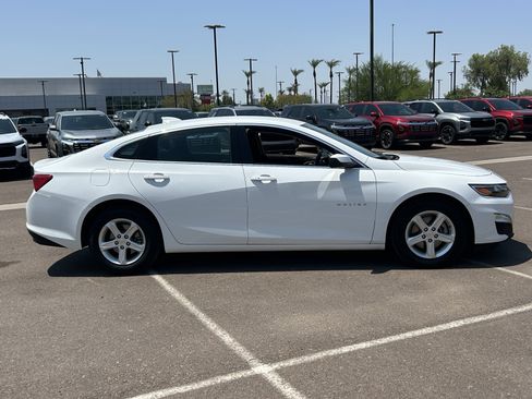 Certified 2024 Chevrolet Malibu LT FWD image 6
