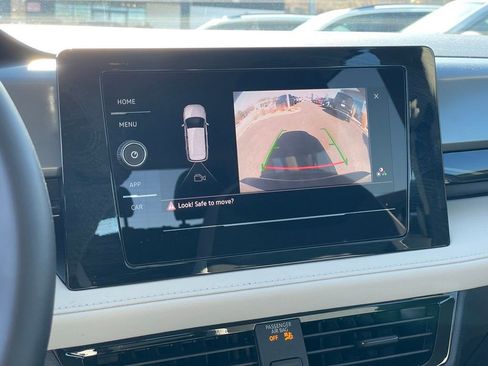 Certified 2025 Volkswagen Taos S image 12