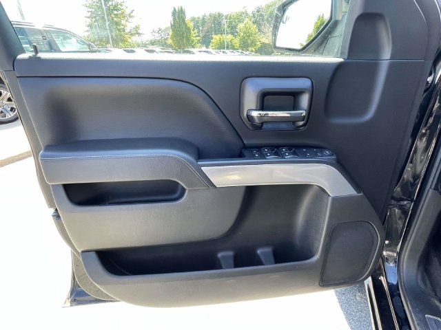 Used 2018 Chevrolet Silverado 1500 LT w/ All Star Edition AWD/4WD image 16
