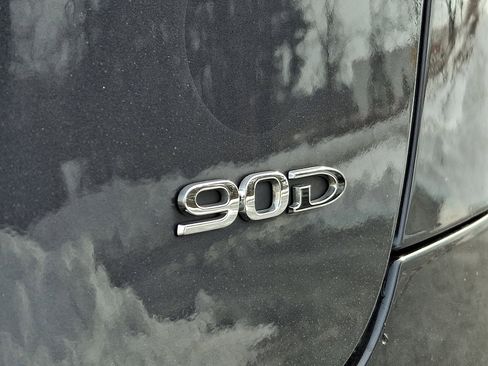 Used 2016 Tesla Model X 90D image 32