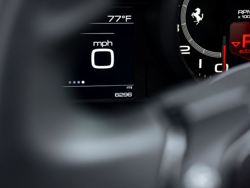 Used 2019 Ferrari 488 GTB RWD image 46