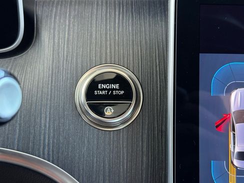 Certified 2025 Mercedes-Benz C 300 Sedan image 34