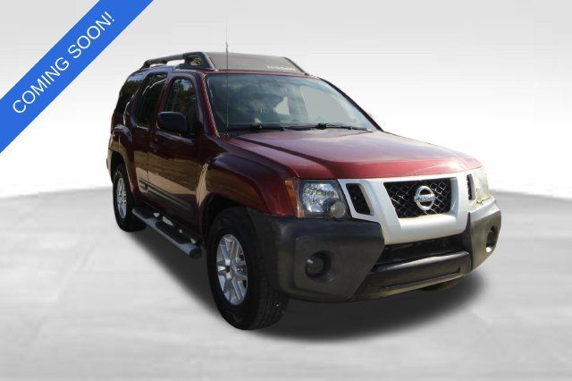 Used 2015 Nissan Xterra S RWD image 1