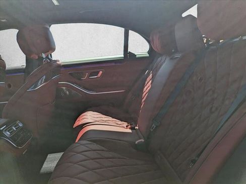 New 2026 Mercedes-Benz S 580 4MATIC Sedan image 16