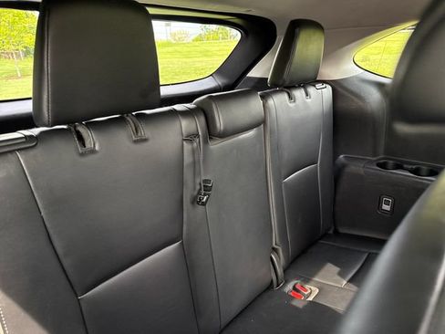Used 2021 Toyota Highlander Platinum AWD/4WD image 16