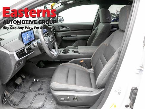 Used 2024 Honda Prologue EX image 13