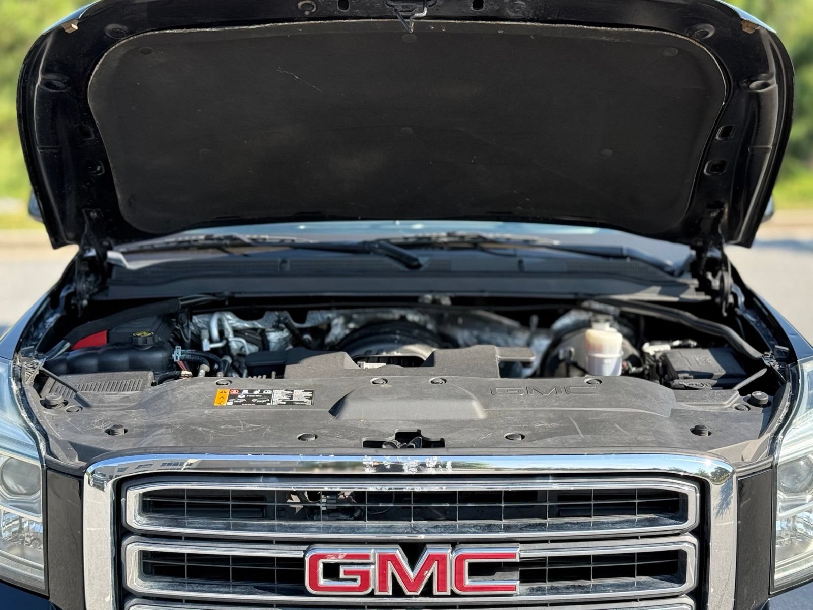 Used 2018 GMC Yukon XL SLT AWD/4WD image 48