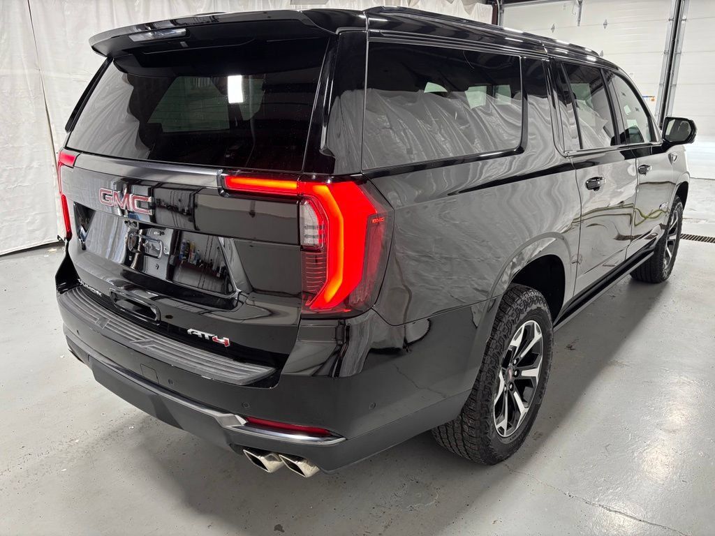 Used 2026 GMC Yukon XL AT4 w/ AT4 Premium Package AWD/4WD image 7
