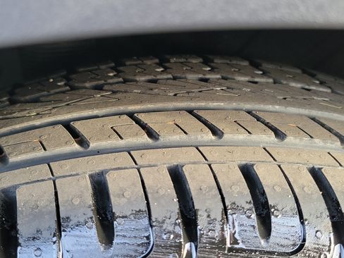 Used 2024 Hyundai Ioniq 5 SE image 24