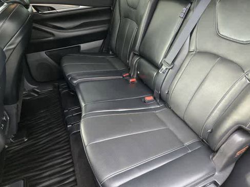 Certified 2023 INFINITI QX60 Luxe w/ Cargo Package FWD image 12
