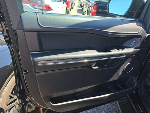 Used 2024 Ford Expedition Max XLT RWD image 30