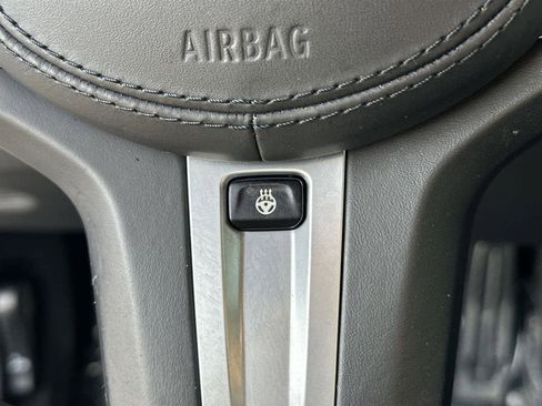 Used 2022 BMW 740i 740i w/ M Sport Package image 26