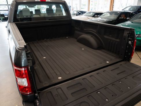 Used 2018 Ford F150 XL w/ Equipment Group 101A Mid AWD/4WD image 8