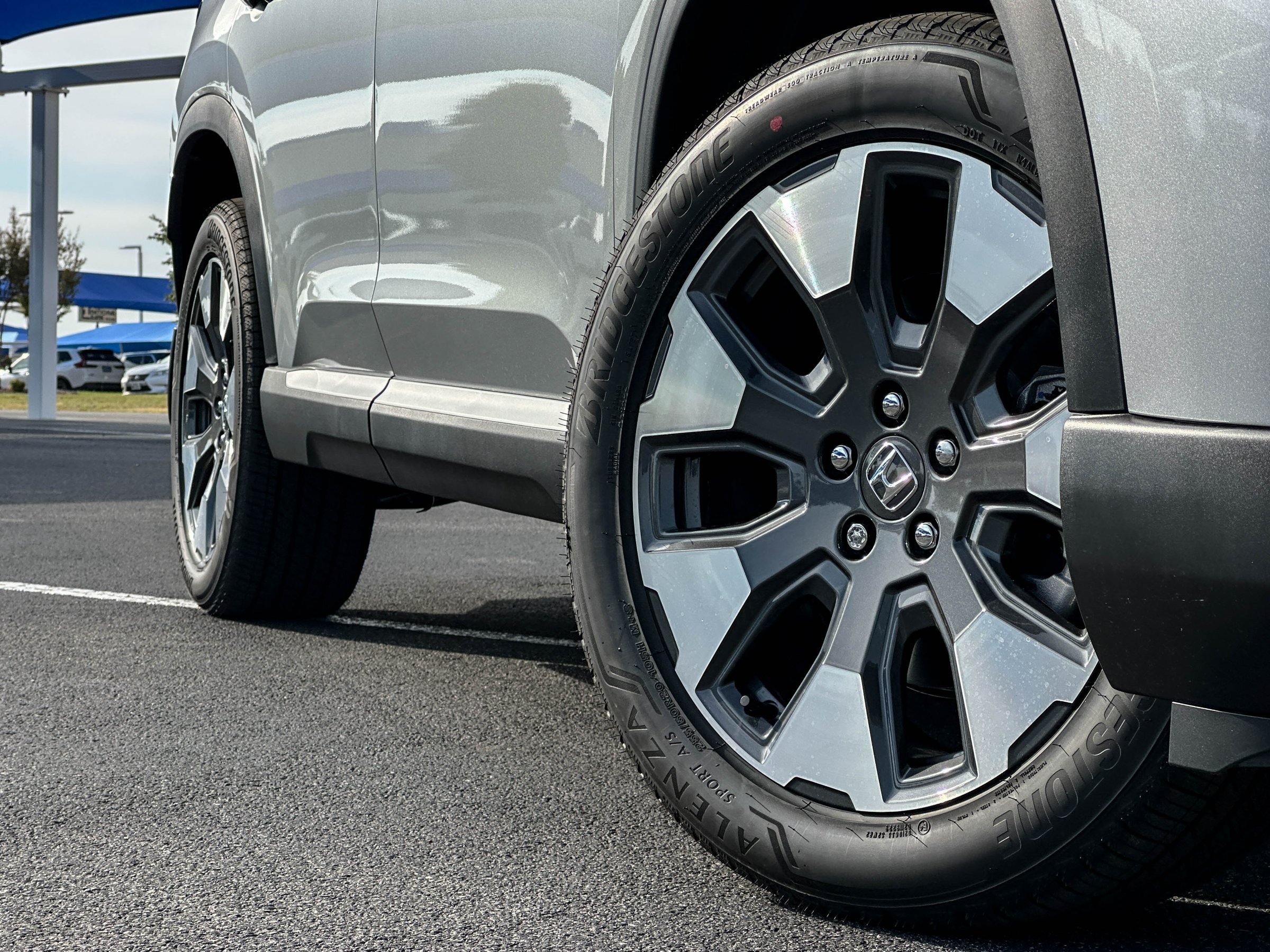 New 2026 Honda Pilot Elite image 2