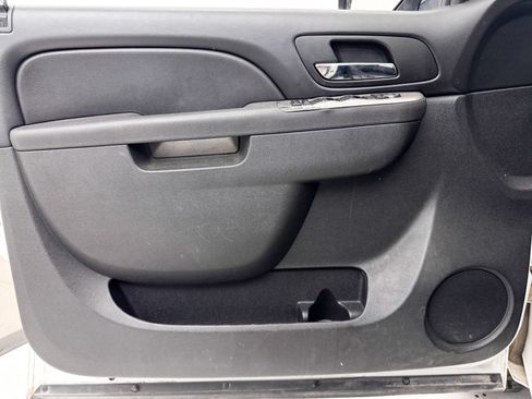 Used 2012 Chevrolet Tahoe 4WD w/ Skid Plate Package image 25