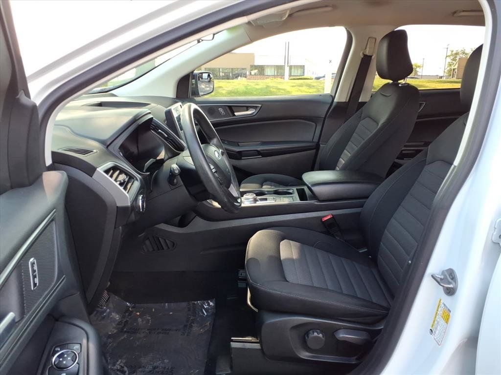 Used 2022 Ford Edge SE w/ Black Appearance Package AWD/4WD image 25