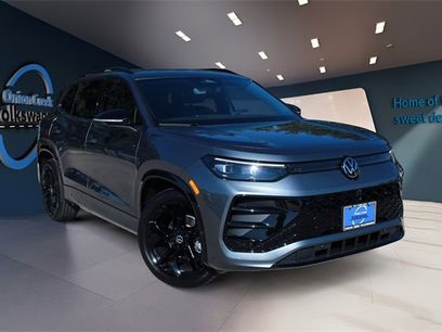 New 2025 Volkswagen Tiguan SE R-Line
