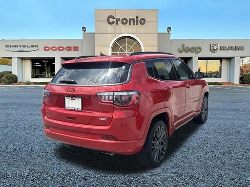 Used 2022 Jeep Compass Limited AWD/4WD image 3
