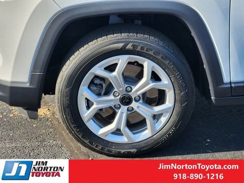 Used 2025 Jeep Compass Sport AWD/4WD image 13