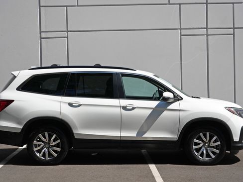 Used 2021 Honda Pilot EX image 50