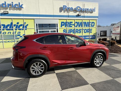 Used 2019 Lexus NX 300h AWD image 9