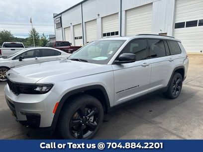 Used 2025 Jeep Grand Cherokee L Limited w/ Luxury Tech Group II