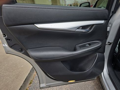 Used 2019 INFINITI QX50 Luxe image 27