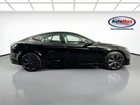 Used 2022 Tesla Model S image 8