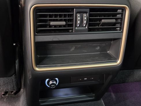 Certified 2025 Porsche Cayenne GTS AWD/4WD image 12