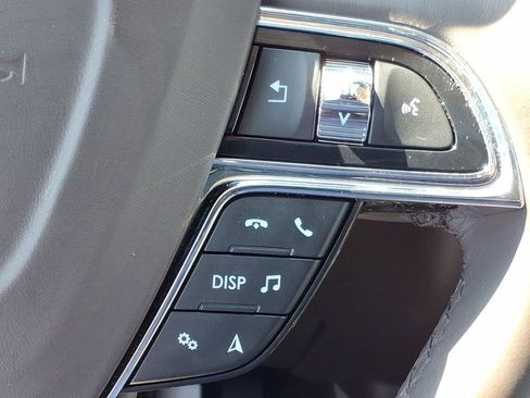 Used 2023 Lincoln Nautilus Reserve AWD/4WD image 26