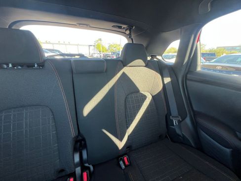 Used 2025 Honda HR-V Sport image 37