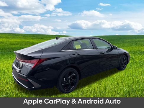 New 2026 Hyundai Elantra SEL Sport image 5