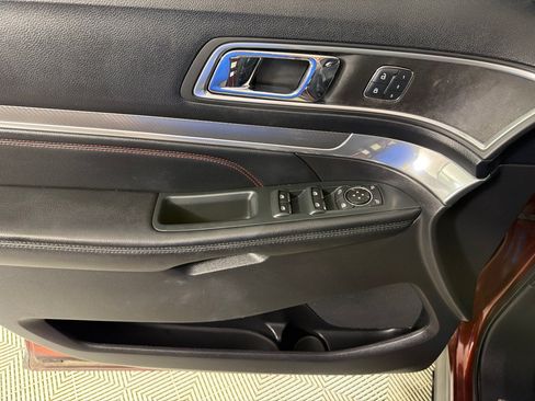 Used 2016 Ford Explorer Sport w/ Equipment Group 401A AWD/4WD image 10