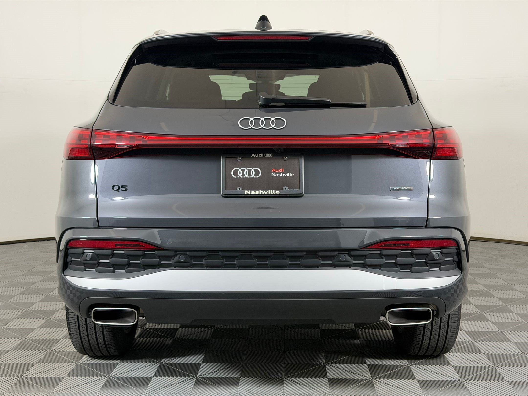 Certified 2025 Audi Q5 Premium w/ Convenience Package AWD/4WD image 10