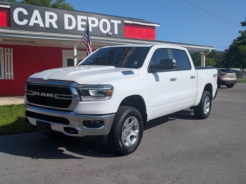 Used 2019 RAM 1500 Big Horn AWD/4WD image 2