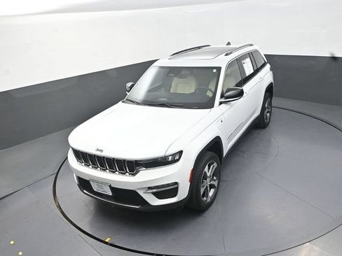 Used 2022 Jeep Grand Cherokee Limited 4xe AWD/4WD image 13