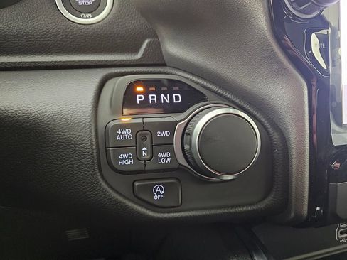 New 2026 RAM 1500 Big Horn AWD/4WD image 32