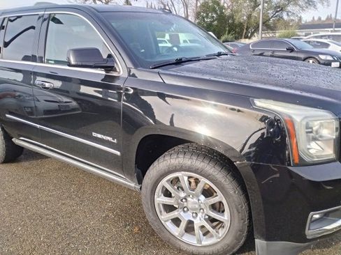 Used 2016 GMC Yukon Denali w/ Open Road Package image 2