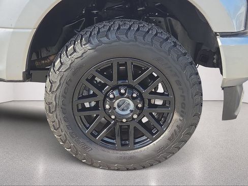 Used 2021 Ford F250 Lariat AWD/4WD image 17