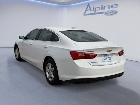 Used 2024 Chevrolet Malibu LT FWD image 3