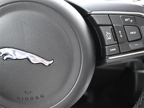 Used 2018 Jaguar E-PACE S image 23