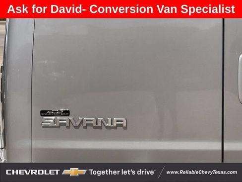 Used 2020 GMC Savana 2500 Extended w/ Enhanced Convenience Package RWD image 9