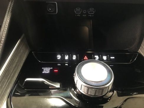 Used 2024 Jeep Wagoneer Series II image 21